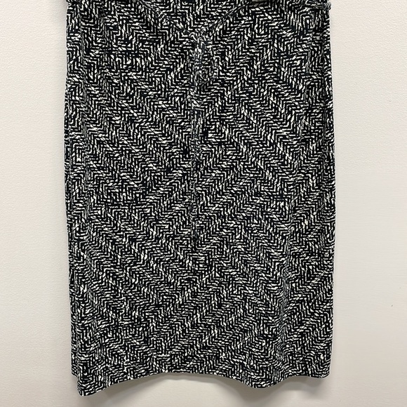 Ann Taylor Sleeveless Drape Neck Belted Knit Sheath Dress Graphic Print SP - Picture 3 of 16